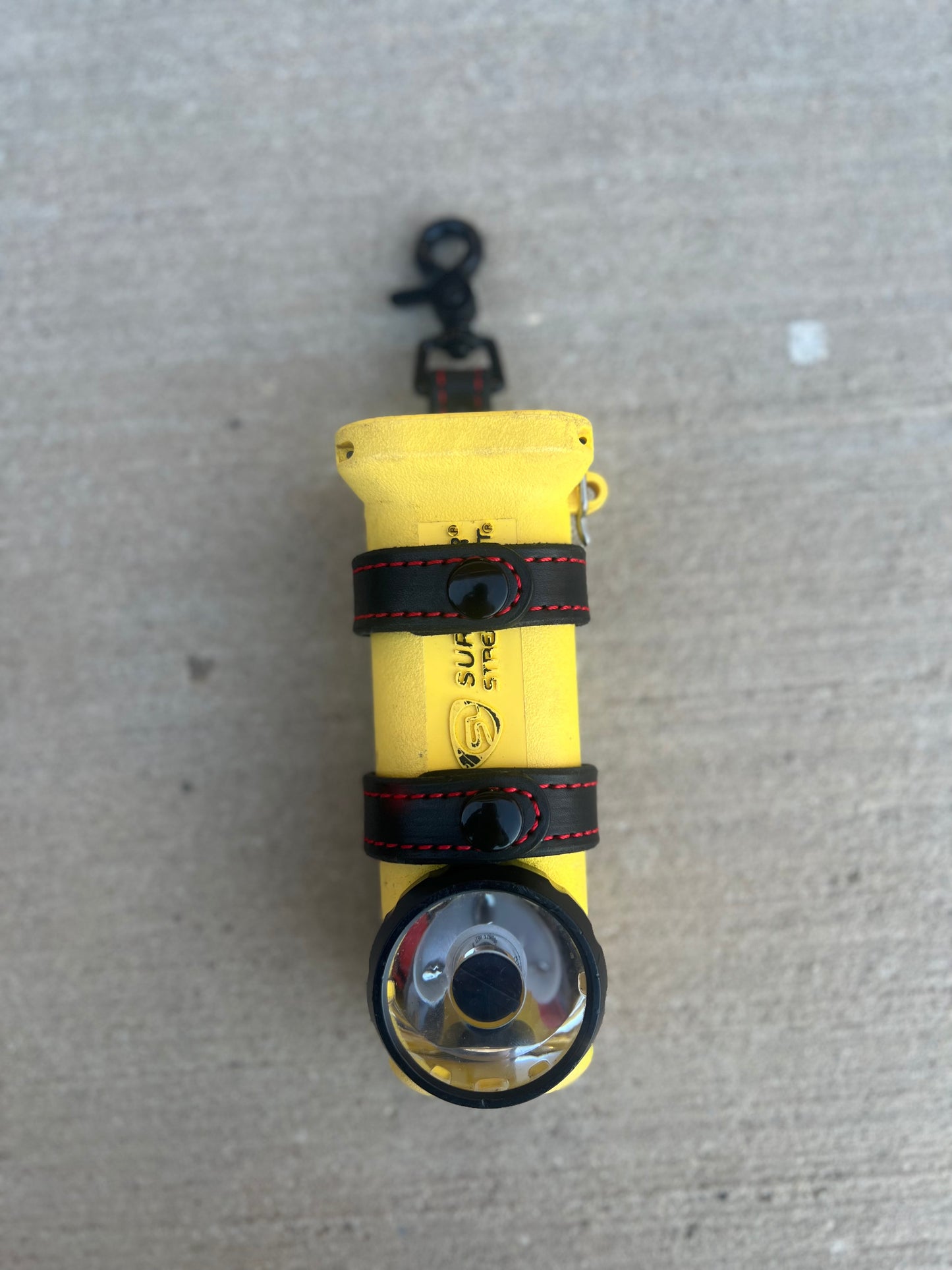 Inverted Flash Light Holder