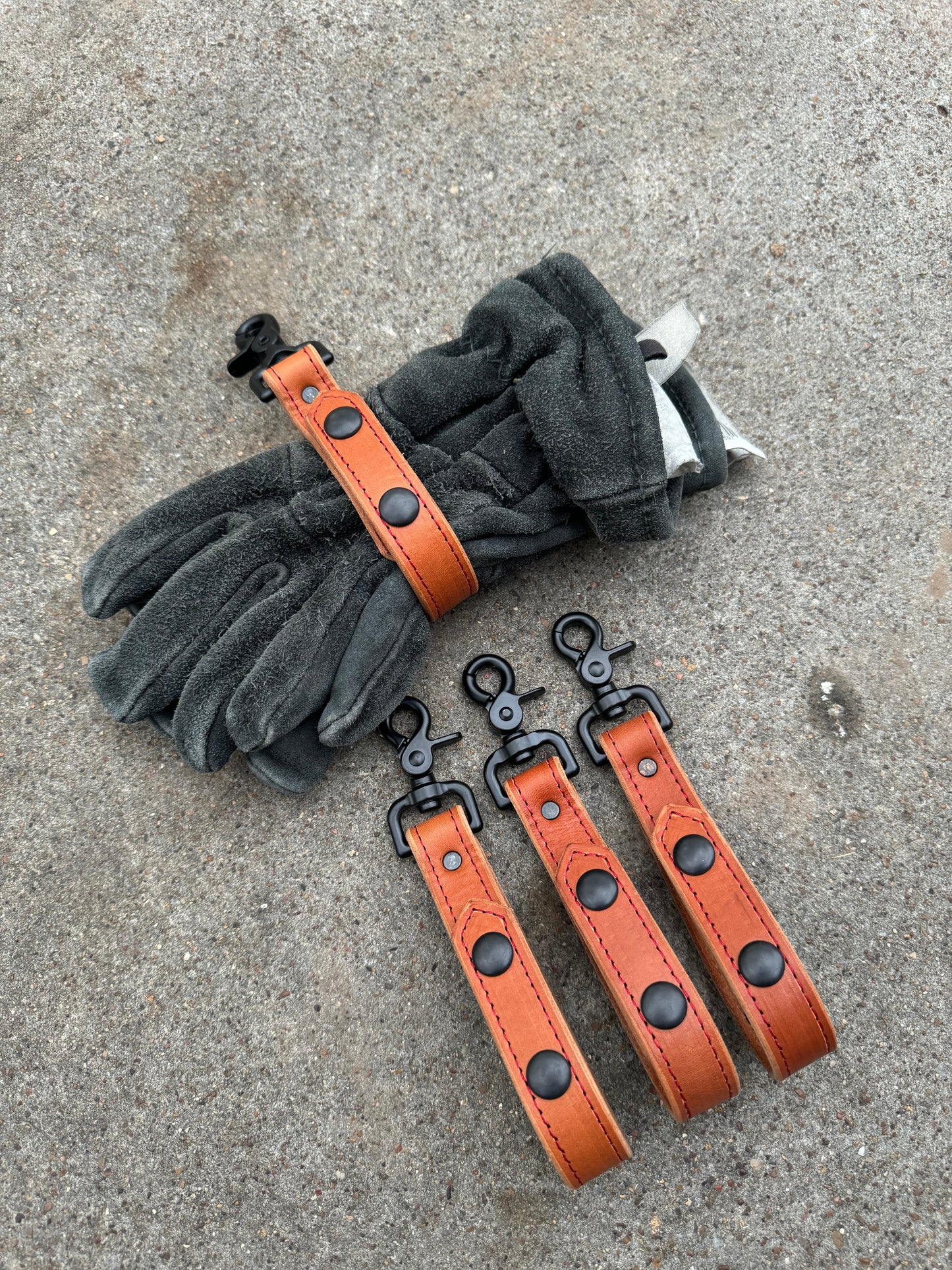 Glove Strap with Snaps - Natural with Red Stitching/Black Hardware